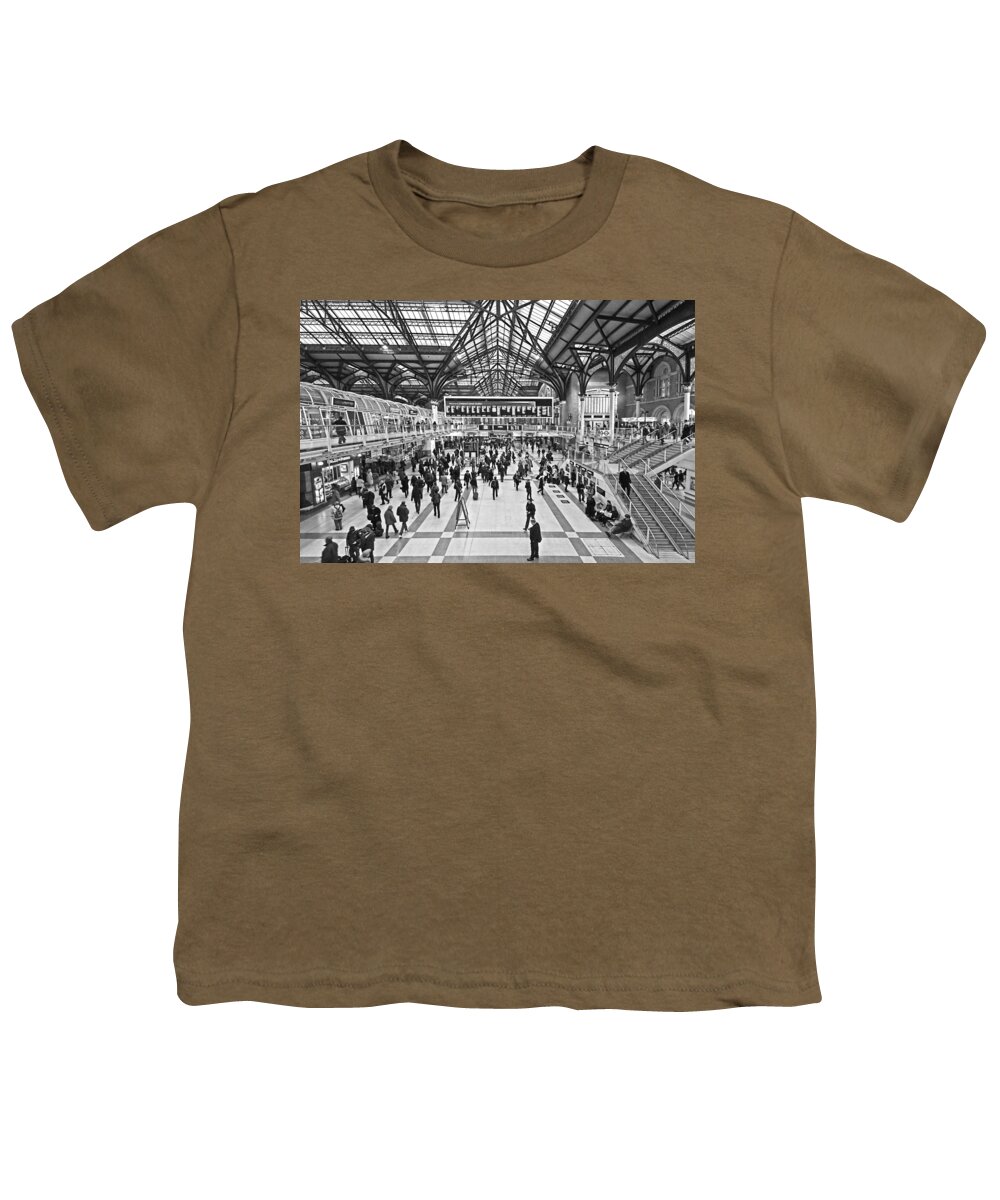 London Youth T-Shirt featuring the photograph Hustle and Bustle at Liverpool Street Station by Gill Billington