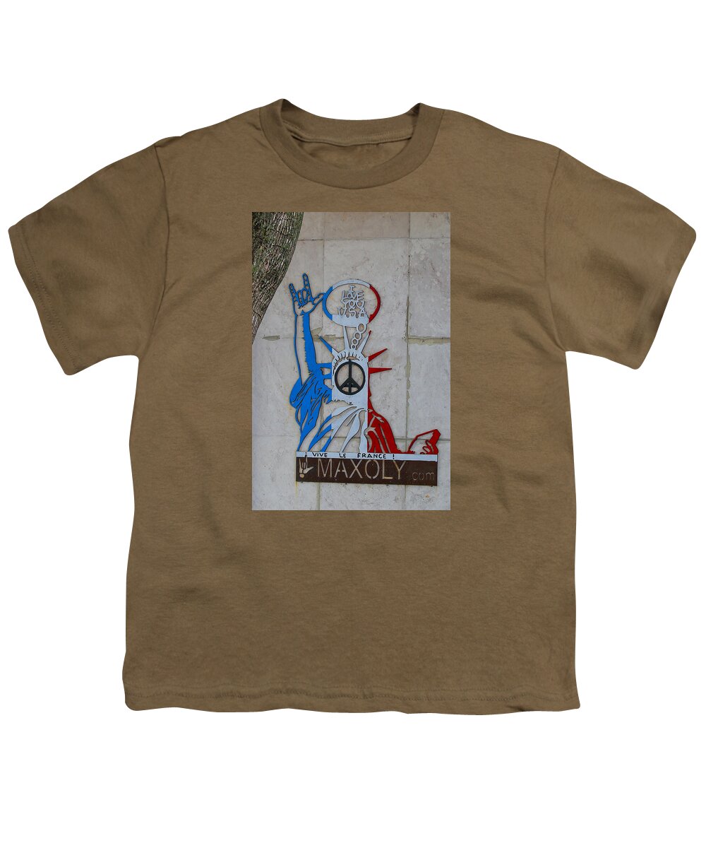 Cuban Art Youth T-Shirt featuring the photograph I Love USA by Dart Humeston