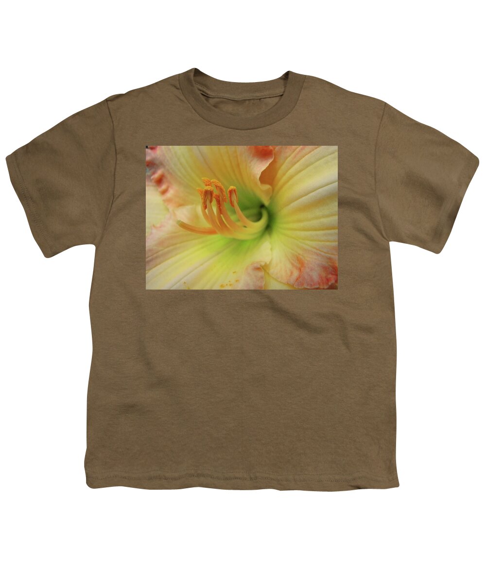 Flower Youth T-Shirt featuring the photograph Island Forest Daylily Macro by Dale Kauzlaric