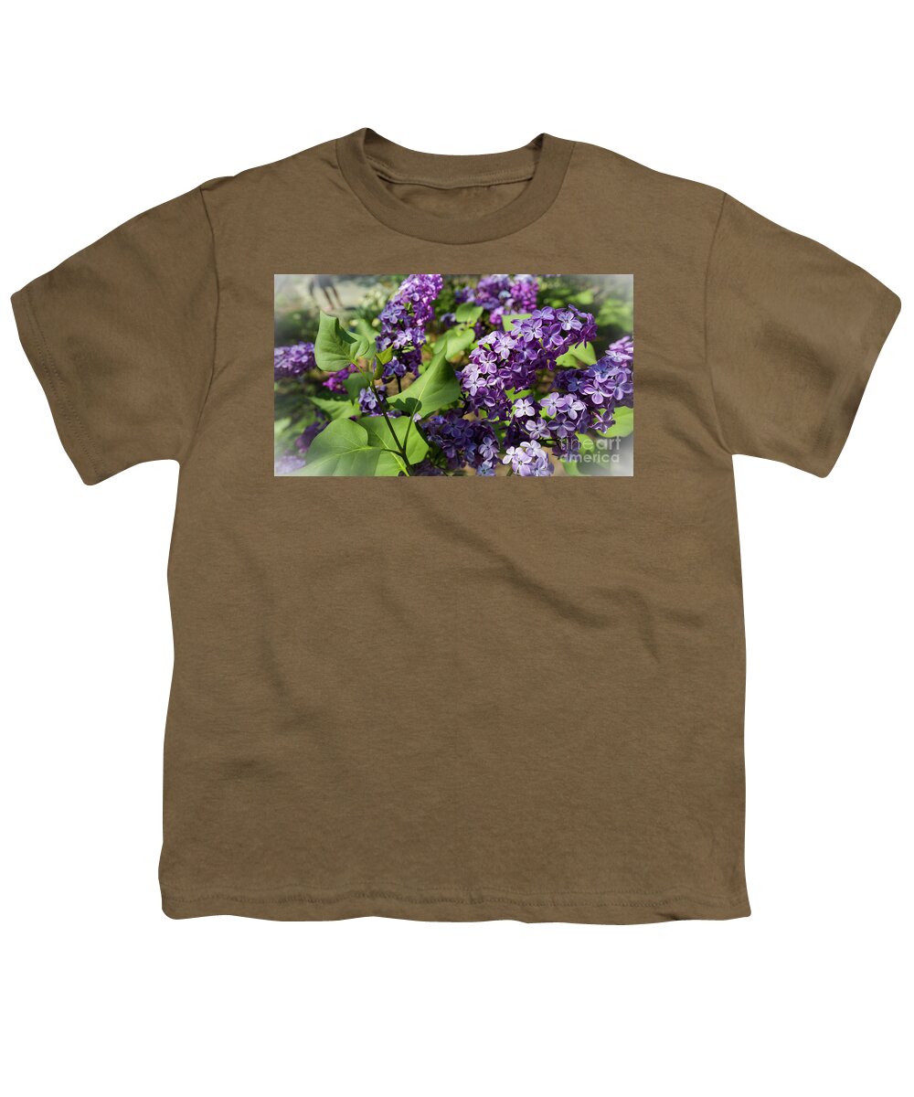 National Arboretum Youth T-Shirt featuring the photograph Lilac by Agnes Caruso