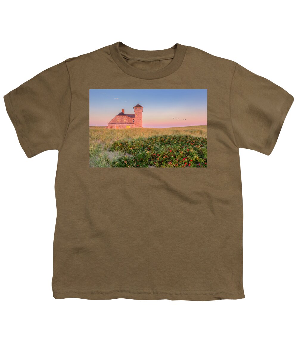 Old Harbor Life Saving Station Youth T-Shirt featuring the photograph Old Harbor Life-Saving Station Cape Cod by Bill Wakeley