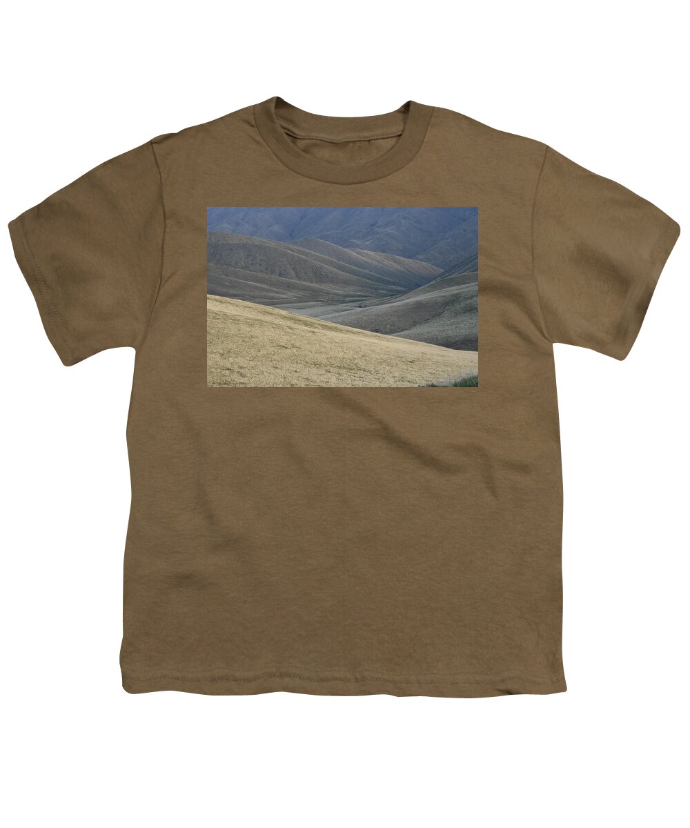 California Youth T-Shirt featuring the photograph On The Way To Bakersfield by DArcy Evans