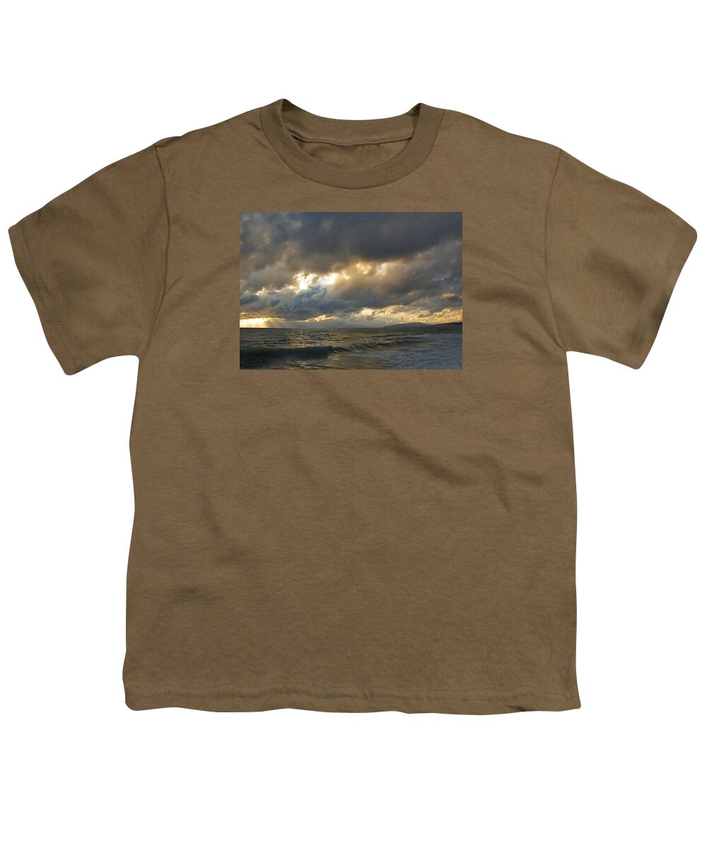 Storm Youth T-Shirt featuring the photograph The storm comes by Antonio Ballesteros