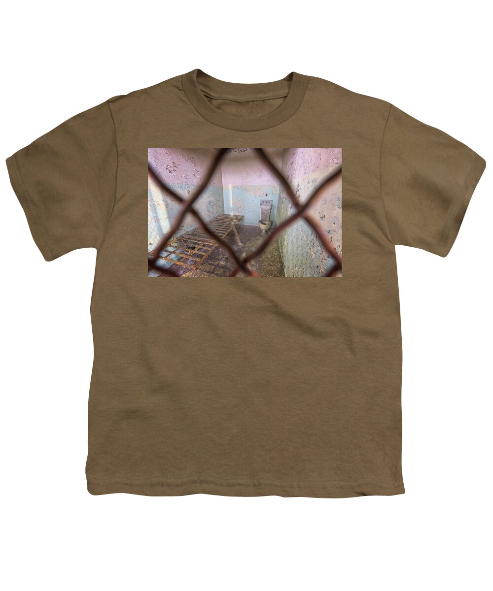Eastern State Penitentiary Youth T-Shirt featuring the photograph Through The Fence by Tom Singleton