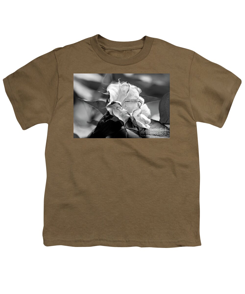Brugmansia Youth T-Shirt featuring the photograph Purple Trumpet Flower #5 by Raul Rodriguez