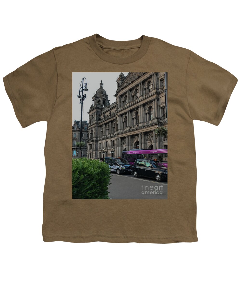 Glasgow Youth T-Shirt featuring the photograph Bound for the Chambers by Amy Lyon Smith