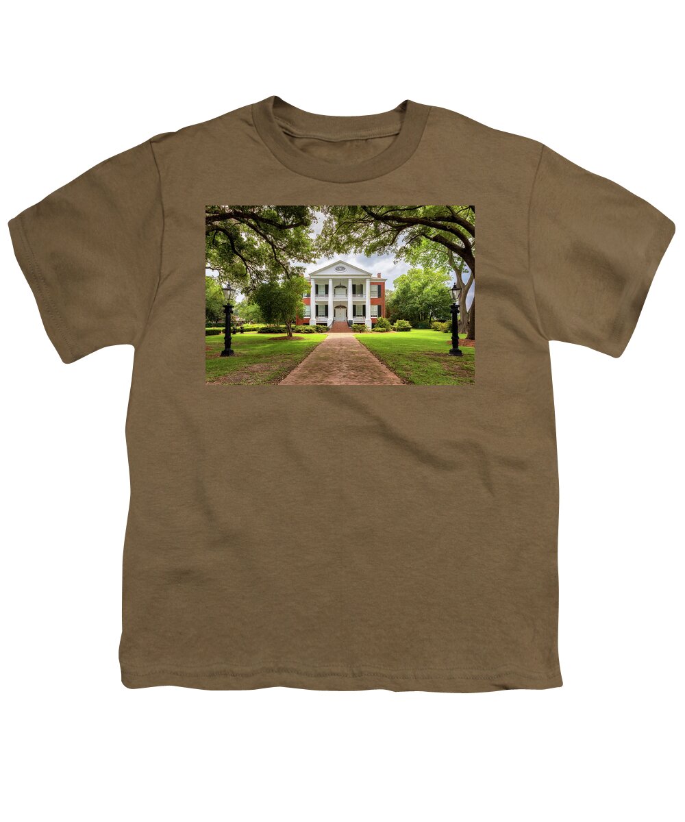 Rosalie Youth T-Shirt featuring the photograph Rosalie - Natchez, Mississippi by Susan Rissi Tregoning