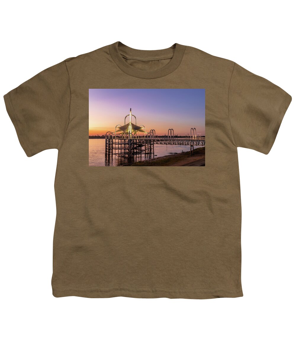 Baton Rouge Sunset Youth T-Shirt featuring the photograph A Southern Sunset by Rod Best