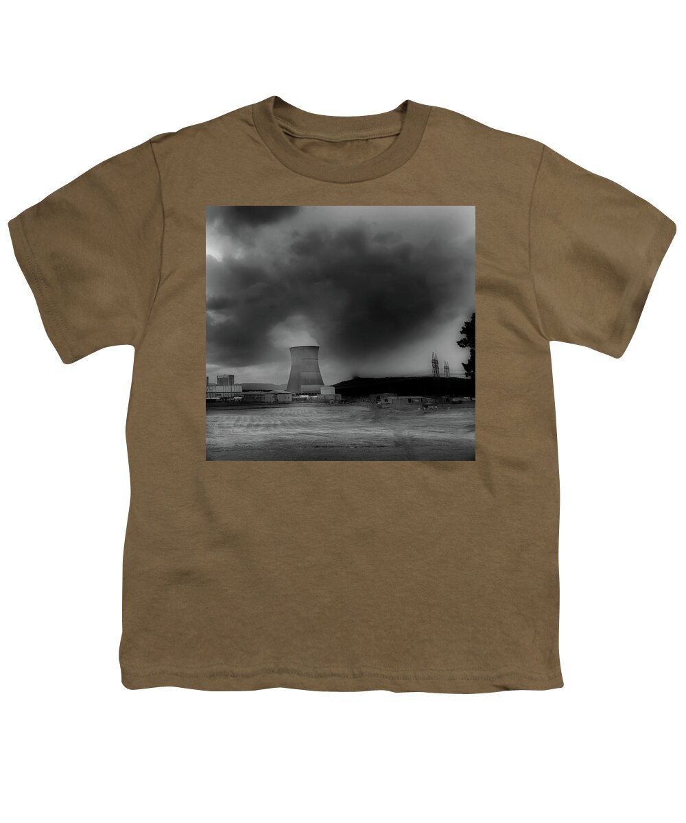 Nuclear Plant Youth T-Shirt featuring the photograph Arkansas Nuclear One by Ally White