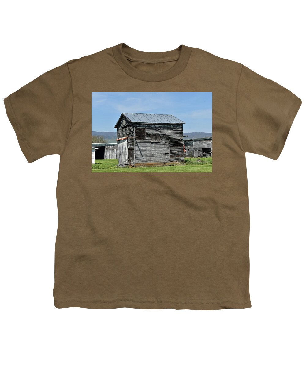 Barn Youth T-Shirt featuring the photograph Barn Coming to an End by Roberta Byram
