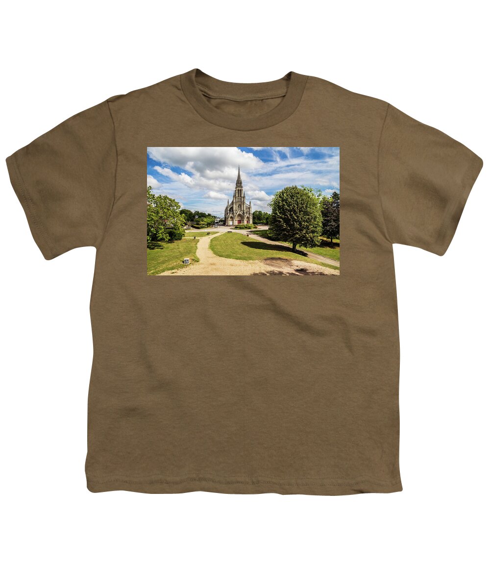 Bonsecours Youth T-Shirt featuring the photograph Basilique Notre-Dame de Bonsecours by Fabiano Di Paolo