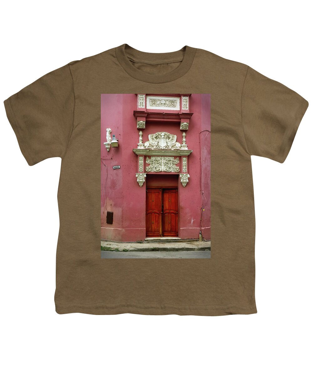 Cuba Youth T-Shirt featuring the photograph Enter Carefully by M Kathleen Warren