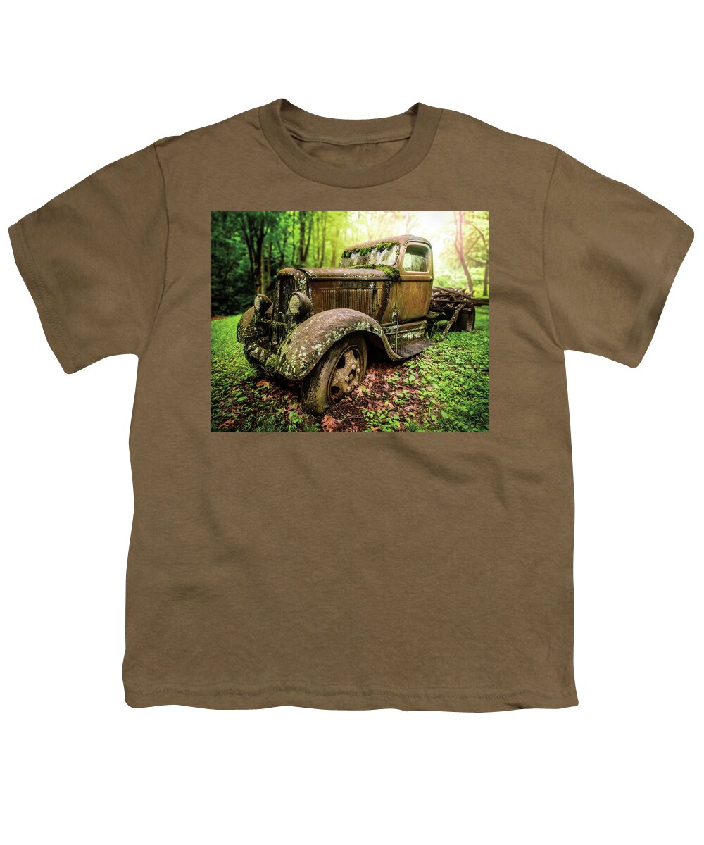 Vintage Youth T-Shirt featuring the photograph Great Smoky Mountains Gatlinburg Tennessee Ol' 35 by Robert Stephens