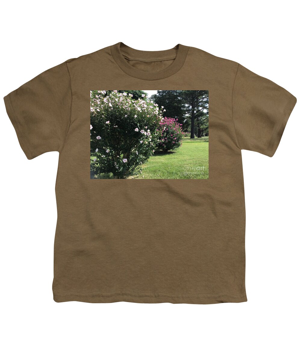 Hibiscus Youth T-Shirt featuring the photograph Hibiscus Row by Catherine Wilson