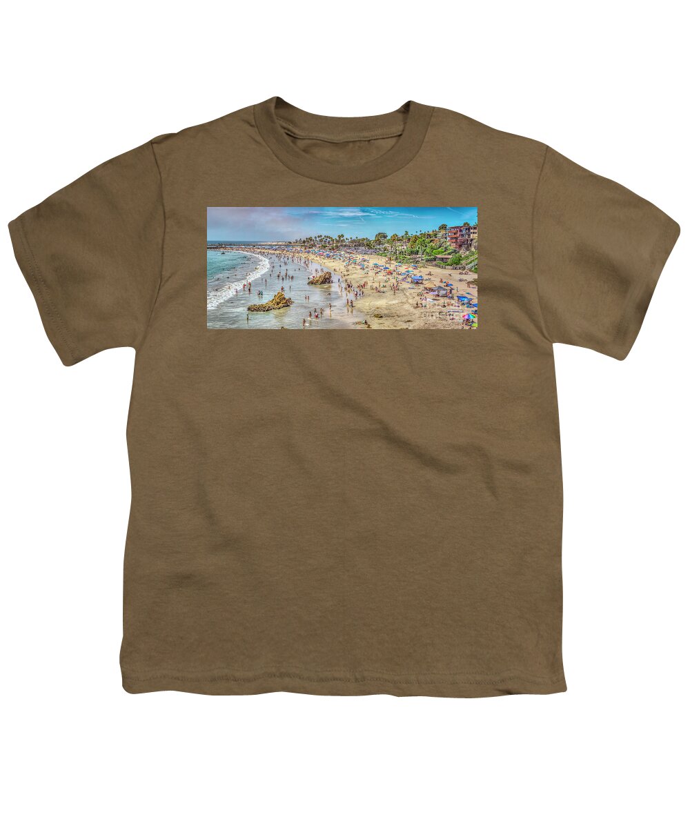 Newport Beach Youth T-Shirt featuring the photograph Newport Corona Balboa Beach Scene by David Zanzinger
