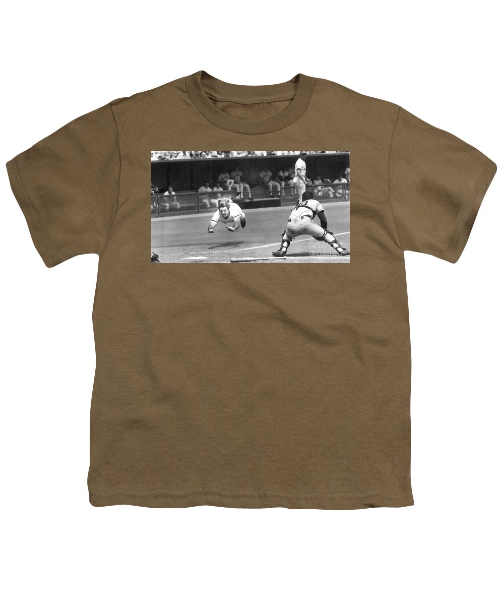 Pete Youth T-Shirt featuring the photograph Pete Rose by Action