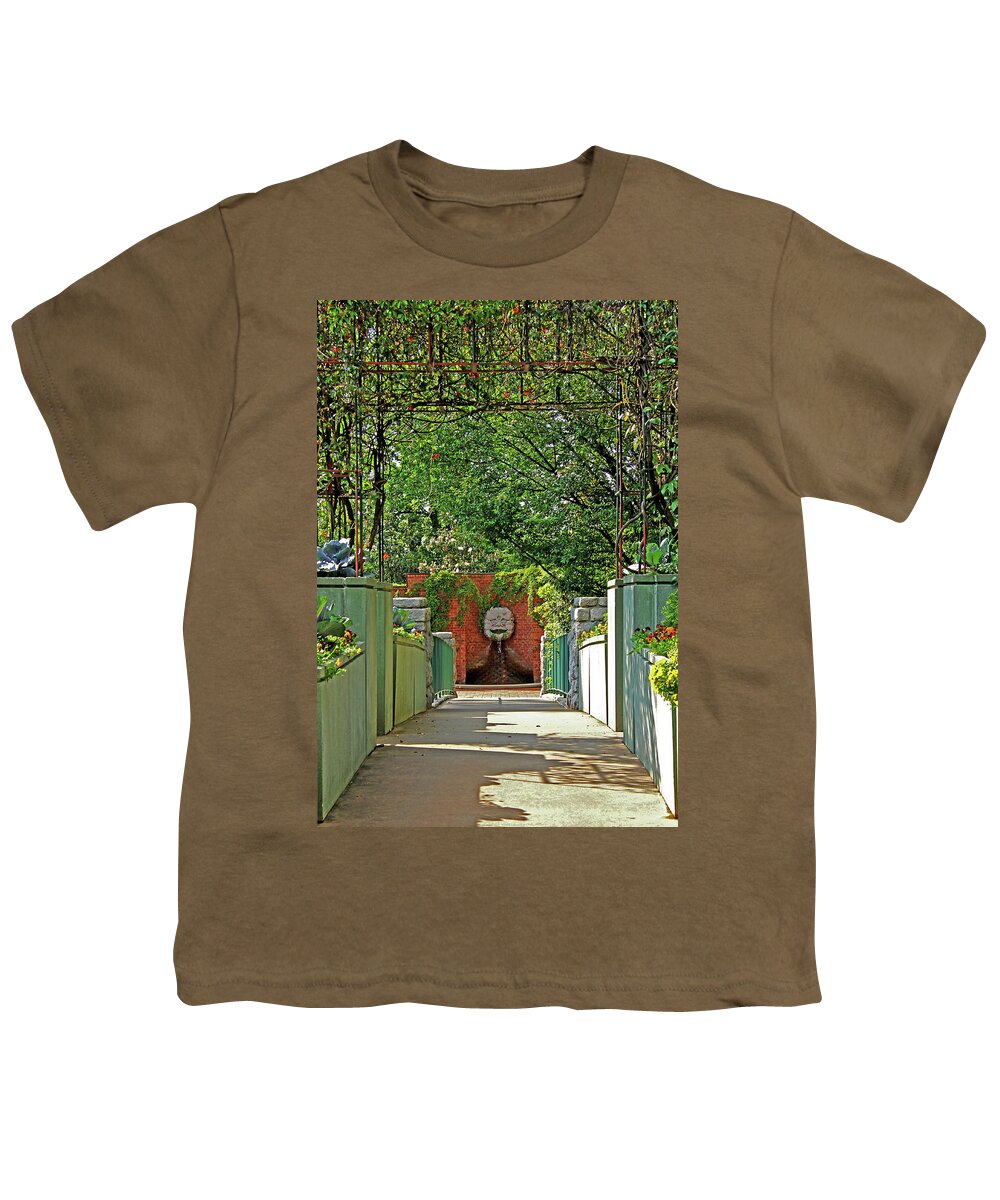 Atlanta Botanical Gardens Youth T-Shirt featuring the photograph Sculpture Trellis and Walkway - Atlanta Botanical Gardens by Richard Krebs