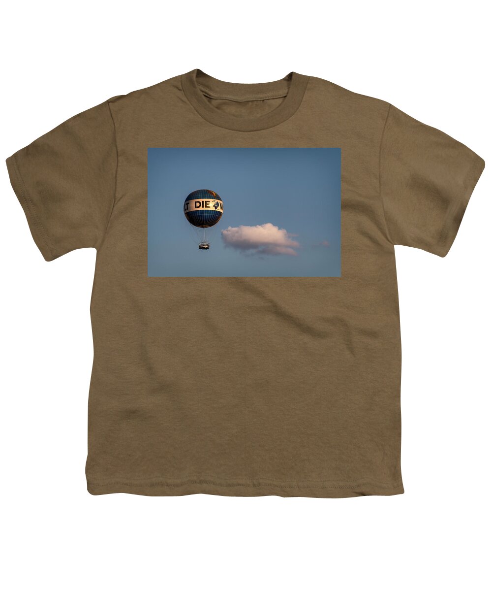 Welt Youth T-Shirt featuring the photograph Welt Balloon by Pablo Lopez