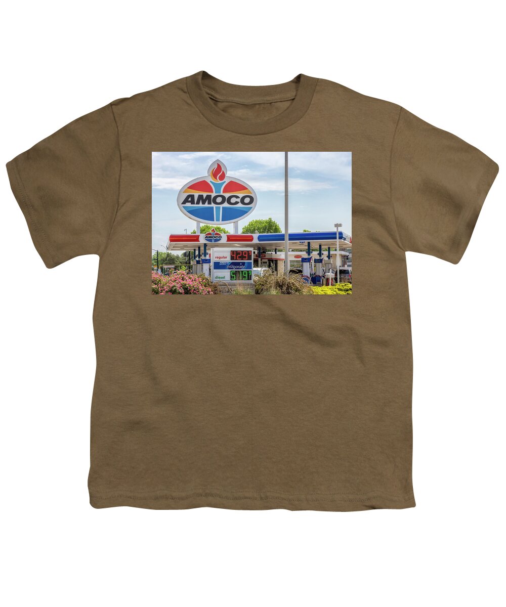 Amoco Sign Youth T-Shirt featuring the photograph World's Largest Amoco Sign - Route 66 - St Louis by Susan Rissi Tregoning