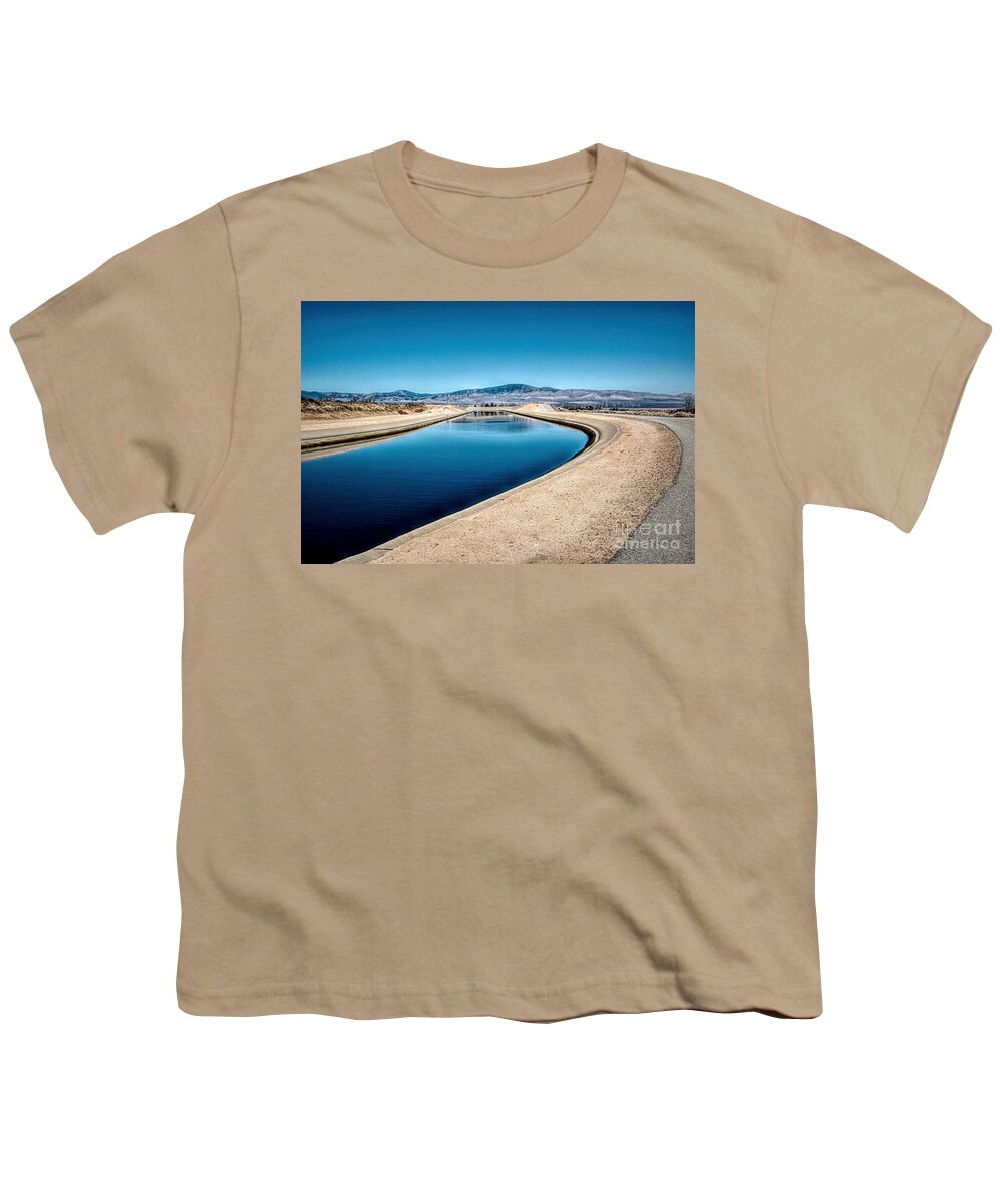 Against The Back Drop Of The Tehachapi Mountains And Wind Turbines. Youth T-Shirt featuring the photograph California Aqueduct at Fairmont by Joe Lach