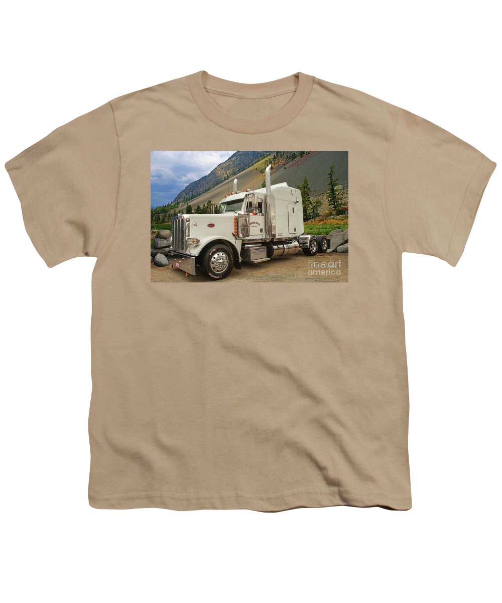 Big Rigs Youth T-Shirt featuring the photograph Catr9452-19 by Randy Harris