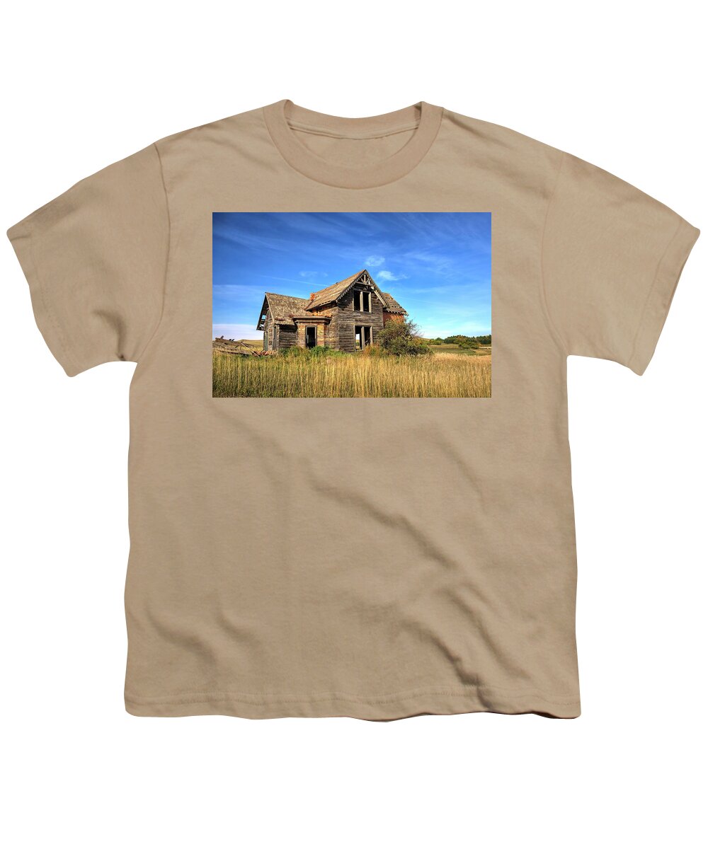 Abandoned Youth T-Shirt featuring the photograph Sims Show Place by Harriet Feagin