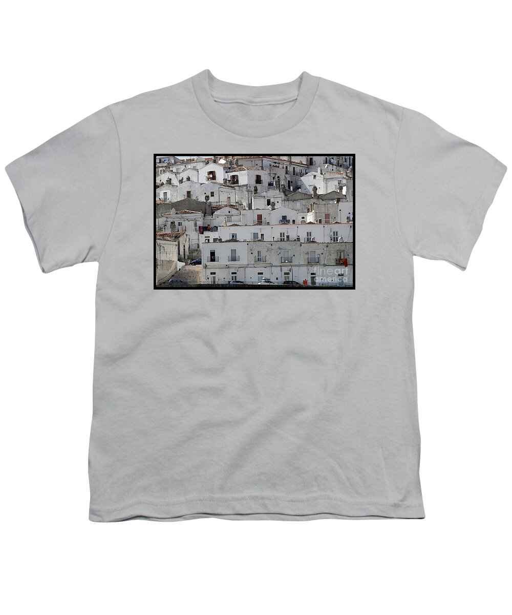 District Youth T-Shirt featuring the photograph Monte S. Angelo by Matteo TOTARO