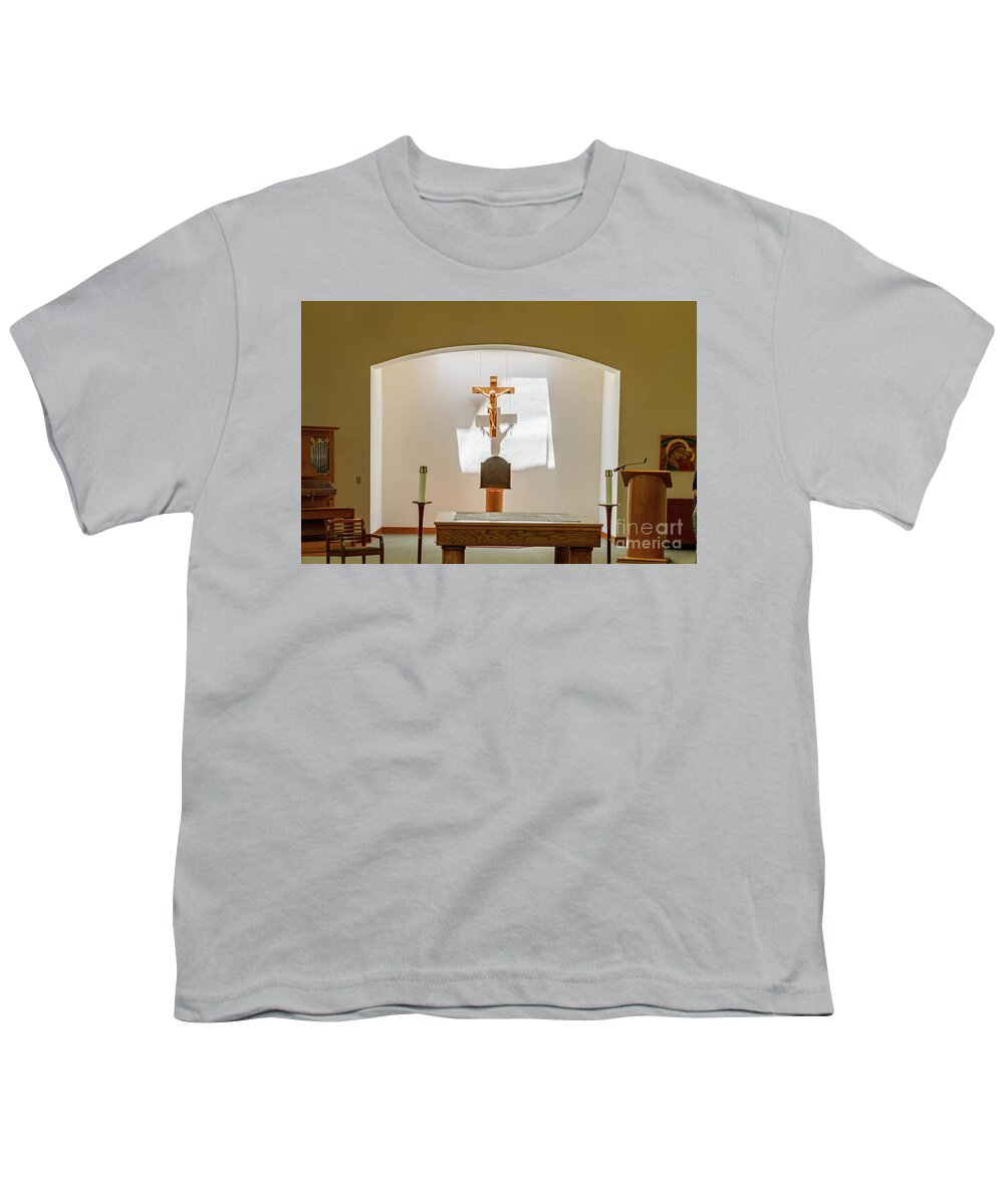 Vu Youth T-Shirt featuring the photograph Corr Hall Altar by William Norton
