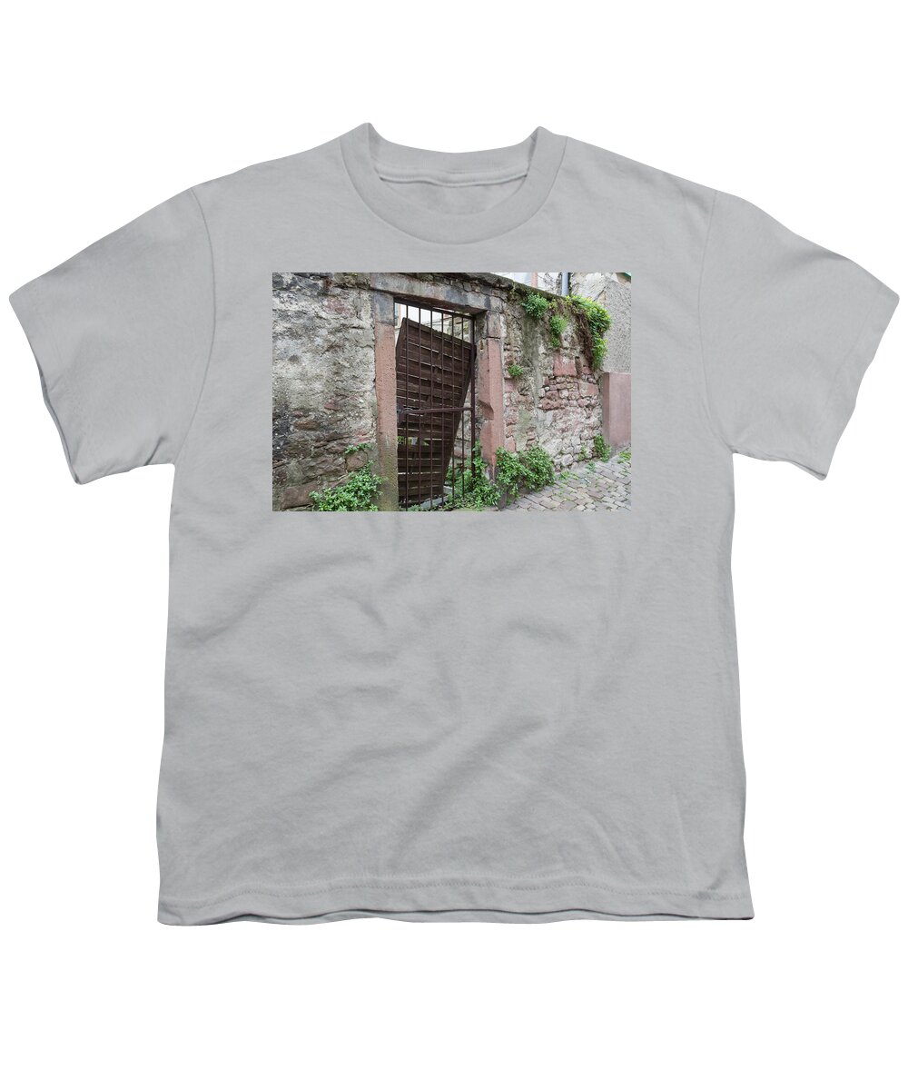Heidelberg Youth T-Shirt featuring the photograph Heidelberg Alley Gate by Teresa Mucha