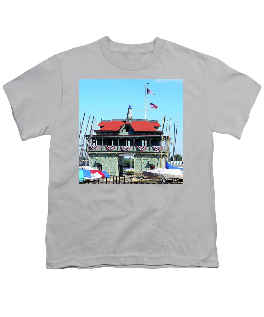 Yacht Club Youth T-Shirt featuring the photograph 1st Yacht Club on the Delaware by Linda Stern