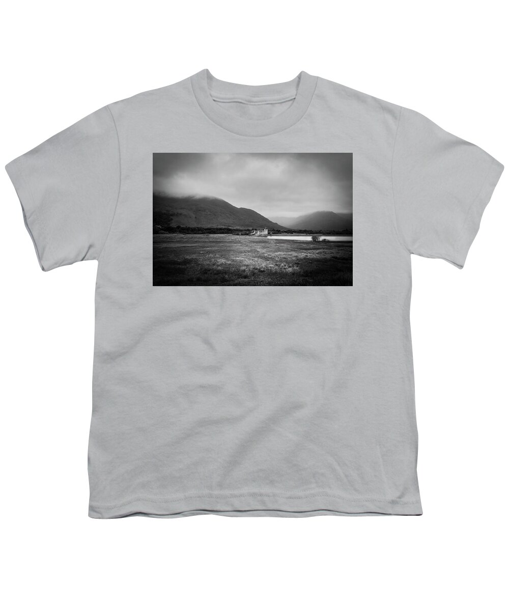Kilchurn Youth T-Shirt featuring the photograph Kilchurn castle scenic mono by Steev Stamford