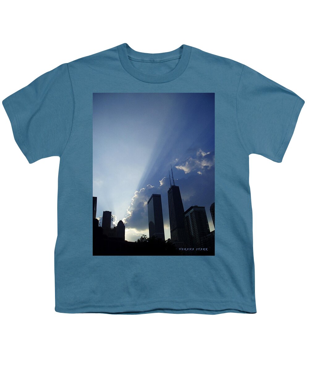 Chicago Youth T-Shirt featuring the photograph Chicago Sunset by Verana Stark
