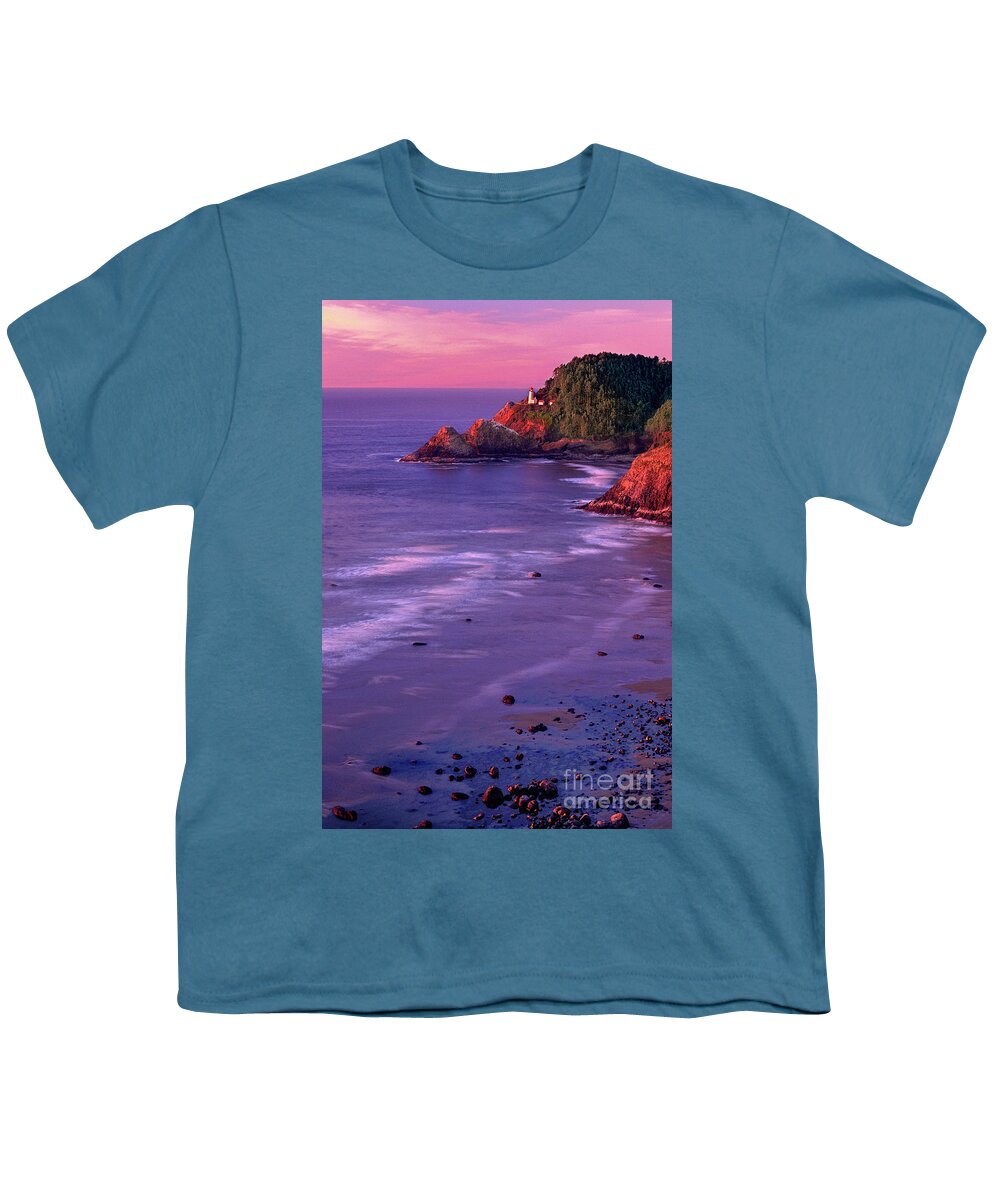 Dave Welling Youth T-Shirt featuring the photograph Sunset Heceta Head Lighthouse Cerntral Coast Oregon by Dave Welling