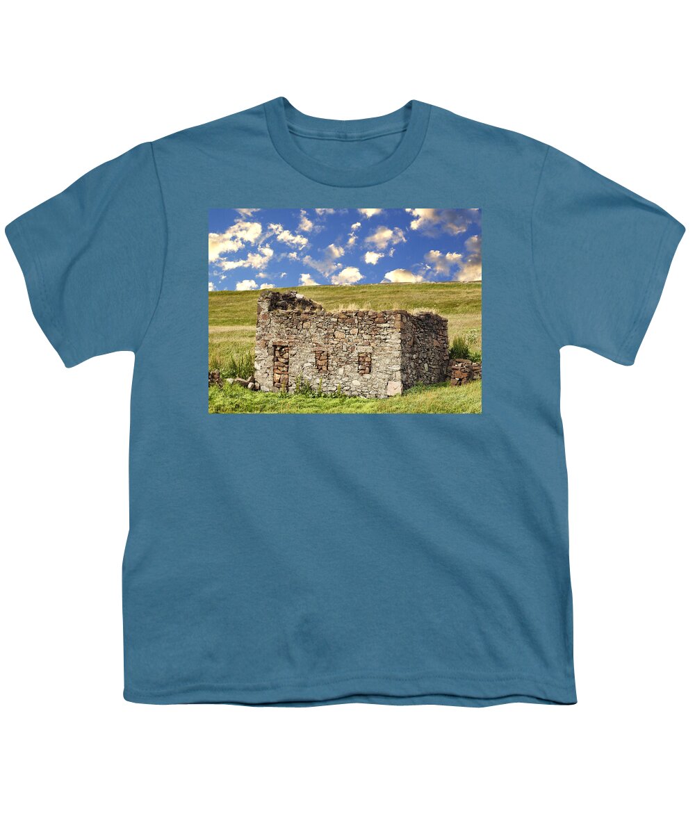 Old Homestead Youth T-Shirt featuring the photograph Homestead #2 by Dominic Piperata