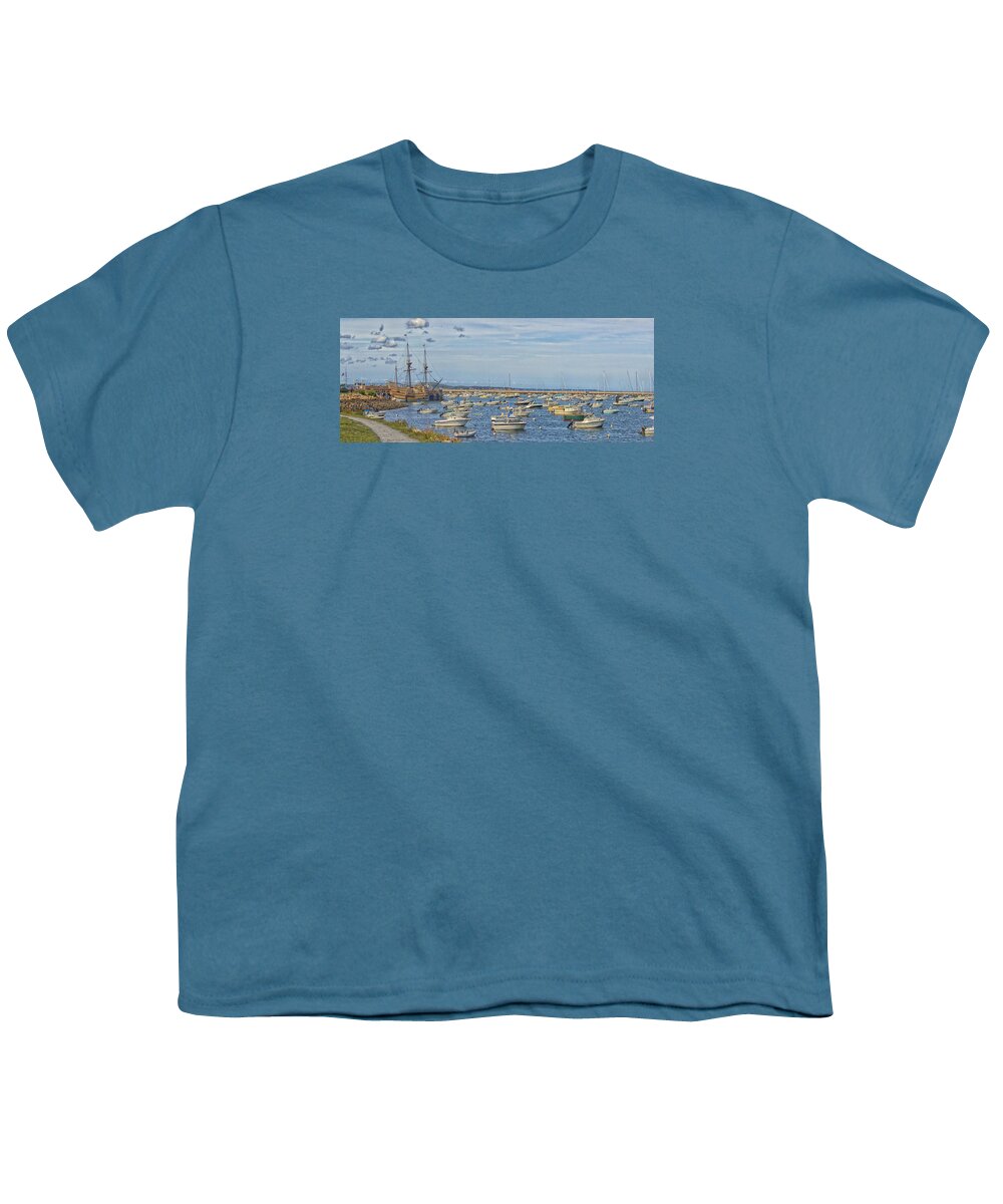 Plymouth Youth T-Shirt featuring the photograph Plymouth Harbor In September by Constantine Gregory