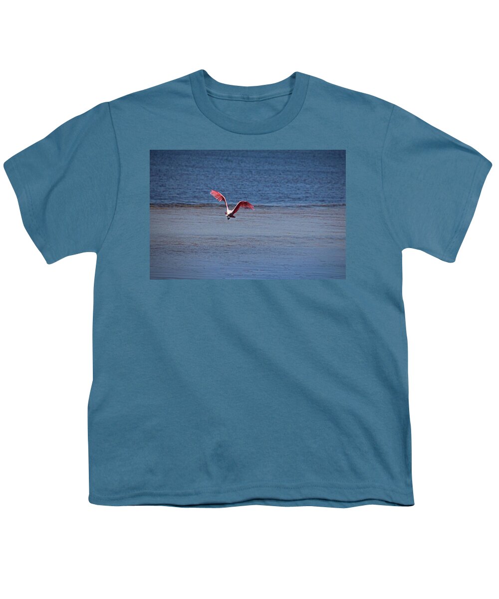 Roseate Spoonbill Youth T-Shirt featuring the photograph Roseate Spoonbill in Flight IV by Michiale Schneider