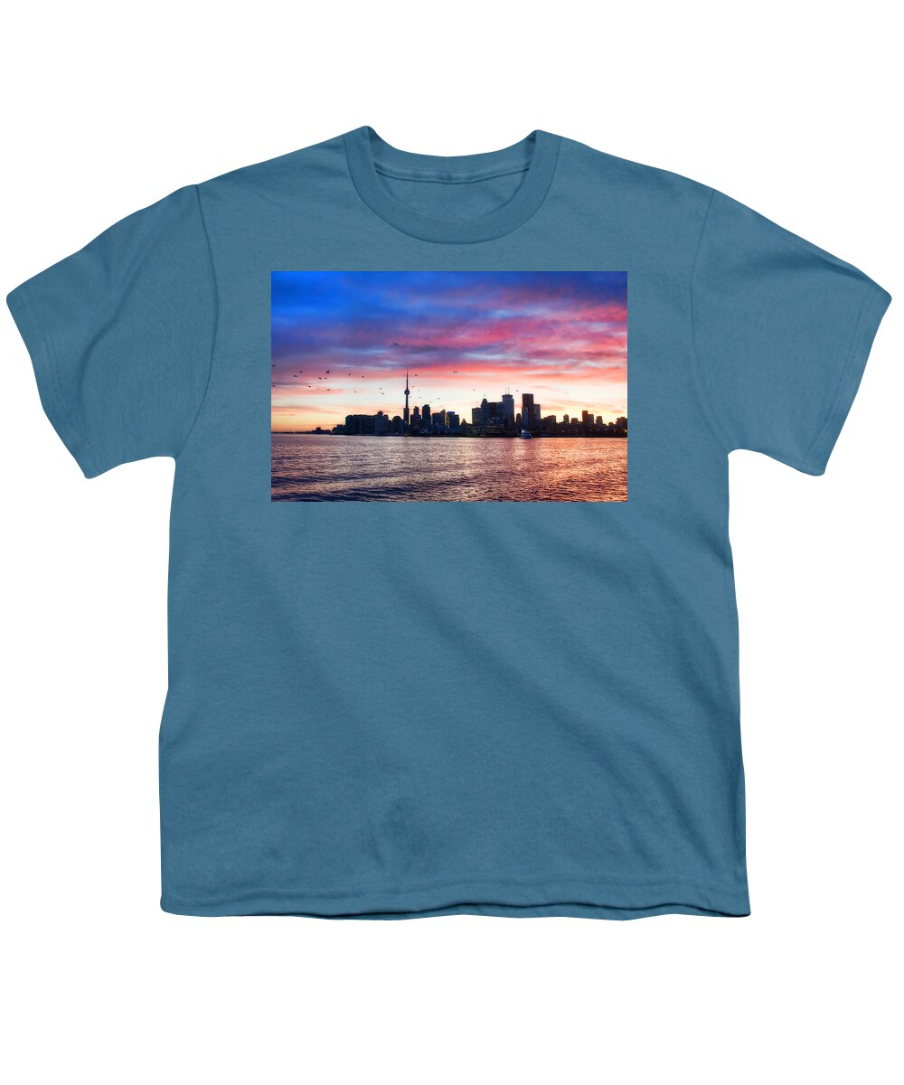 Toronto Youth T-Shirt featuring the photograph Toronto Skyline by Tammy Wetzel