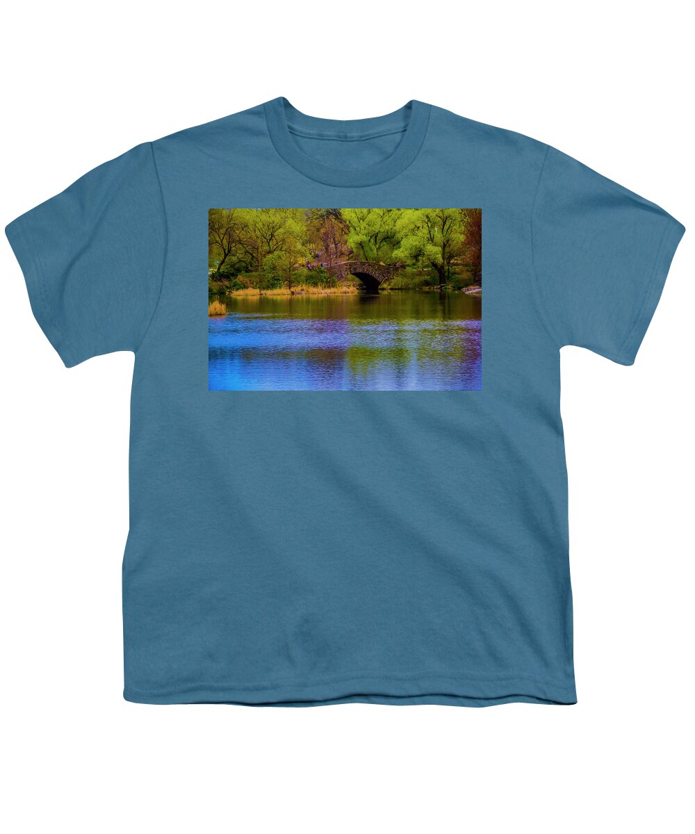 New York Youth T-Shirt featuring the photograph Bridge in central park by Stuart Manning