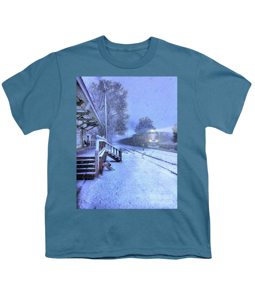 Snow Alabama Youth T-Shirt featuring the photograph Alabama Snow by Rick Lipscomb