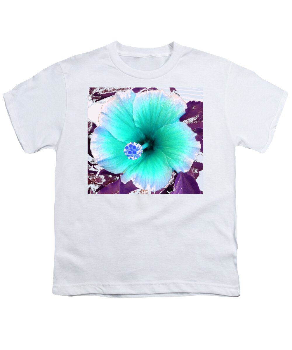 Dream Youth T-Shirt featuring the photograph Dreamflower by Linda Bailey