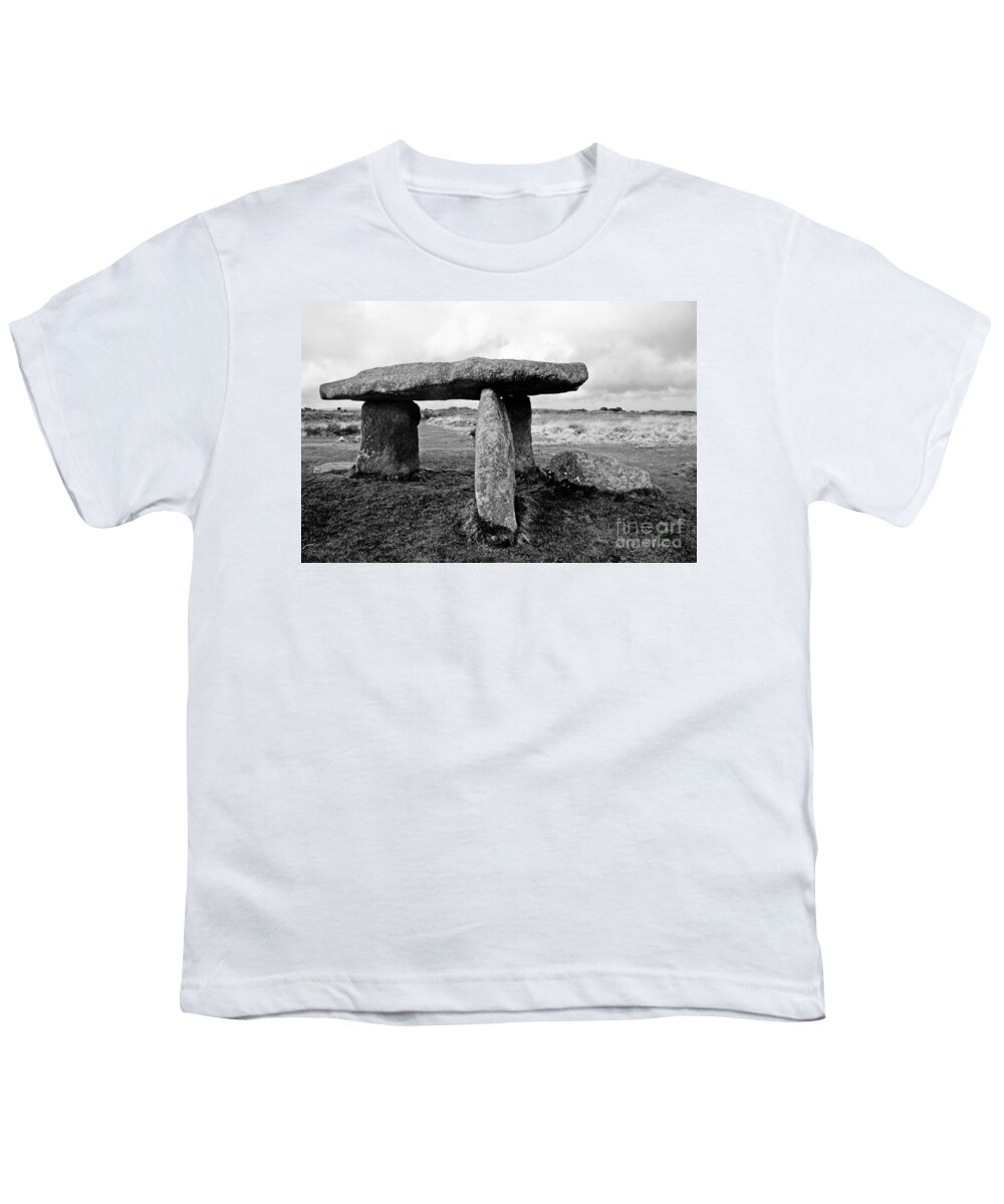 Lanyon Quoit Youth T-Shirt featuring the photograph Lanyon Quoit by Chris Thaxter