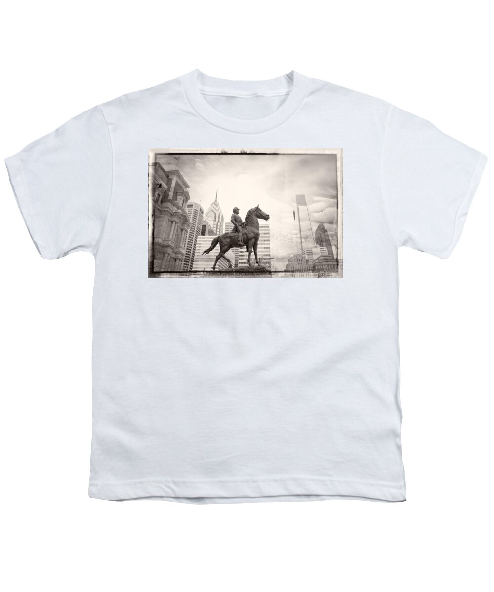 General Youth T-Shirt featuring the photograph The General In Philly by Alice Gipson