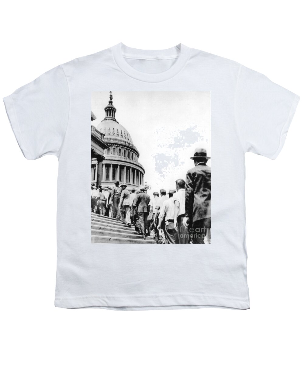 1932 Youth T-Shirt featuring the photograph Bonus Army Marchers, 1932 by Granger