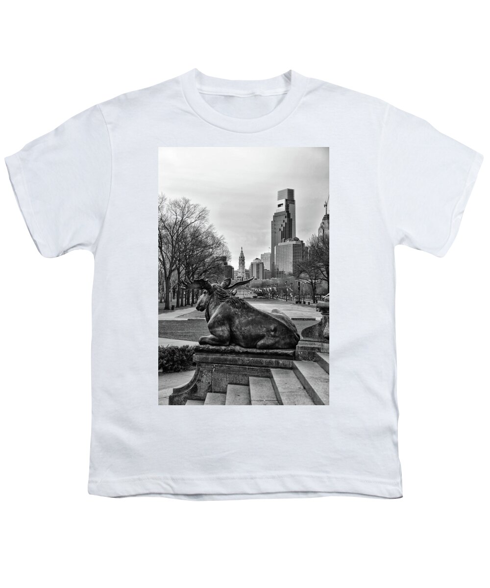 Philadelphia Youth T-Shirt featuring the photograph Philadelphia - Ben Franklin Parkway ib Black and White by Bill Cannon