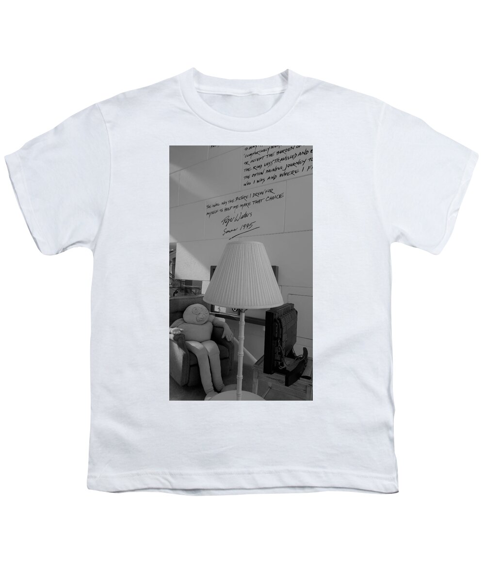 Roger Waters Youth T-Shirt featuring the photograph Pink Sitting In His Chair by Rob Hans