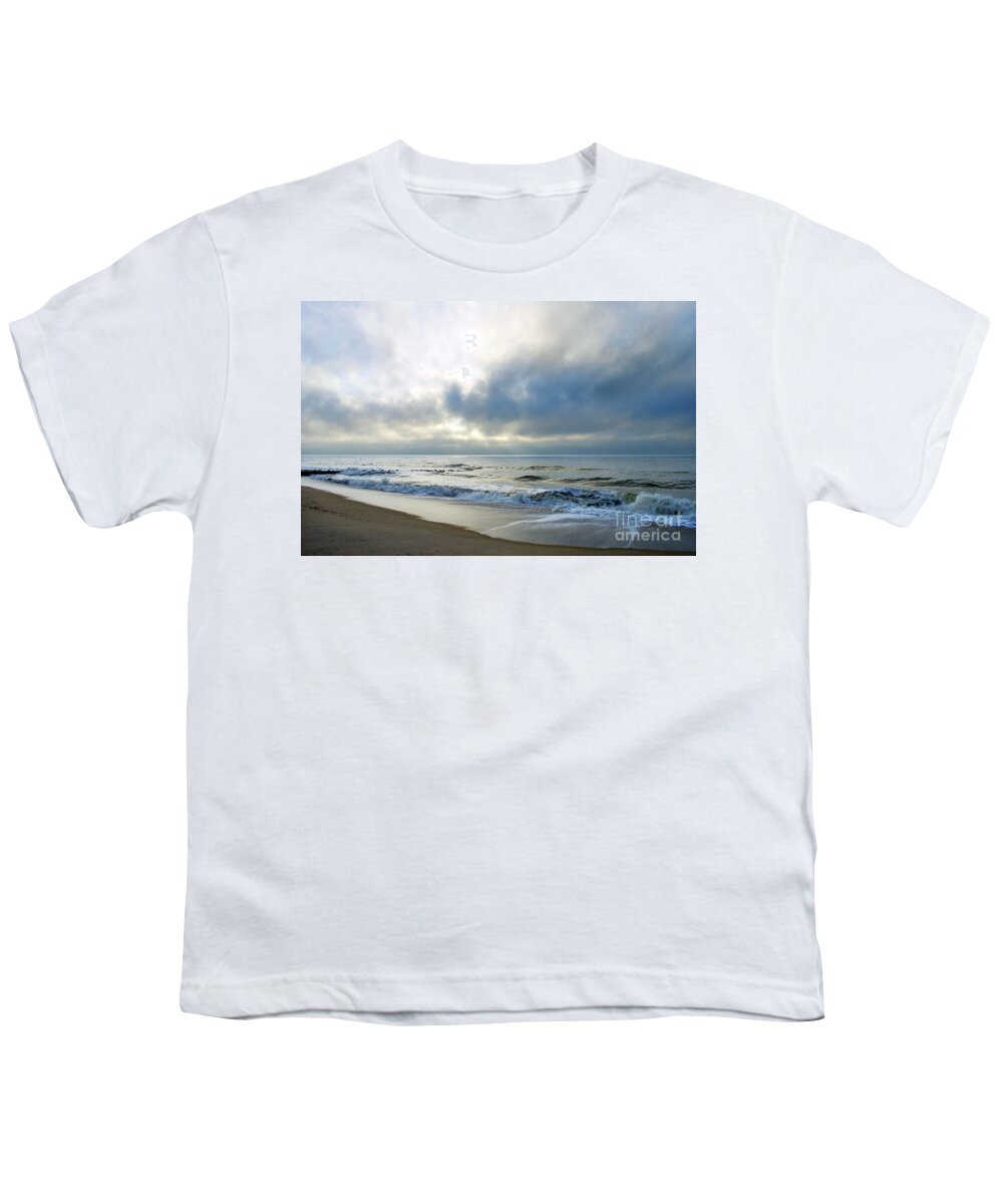 Scenic Tours Youth T-Shirt featuring the photograph Song Of The Sea by Skip Willits