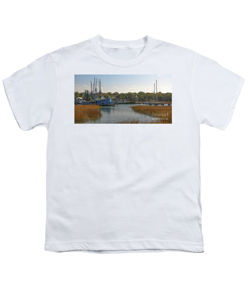 Shem Creek Youth T-Shirt featuring the photograph Boating on Shem Creek - Southern Style by Dale Powell