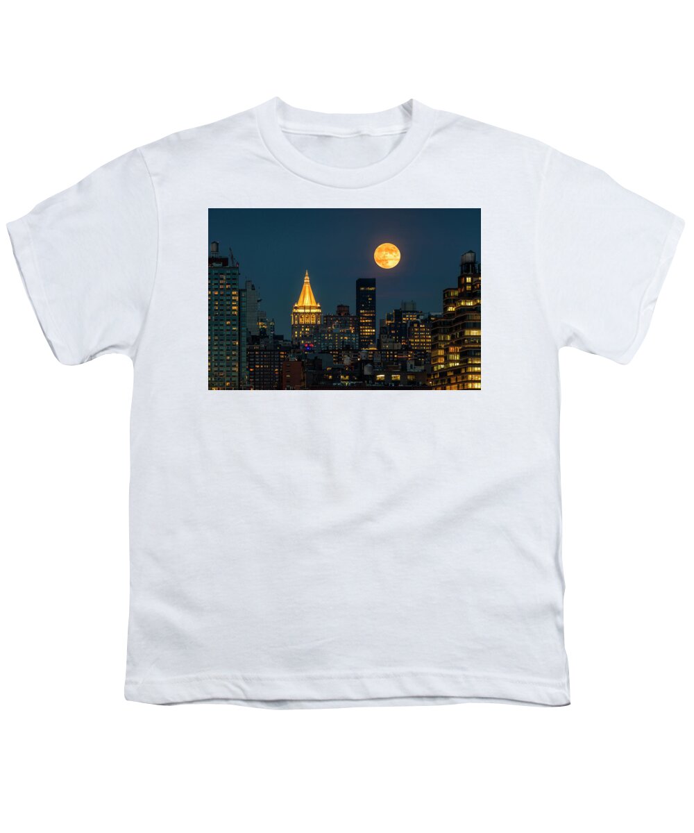 Nyc Skyline Youth T-Shirt featuring the photograph NY Life Building Full Moon by Susan Candelario
