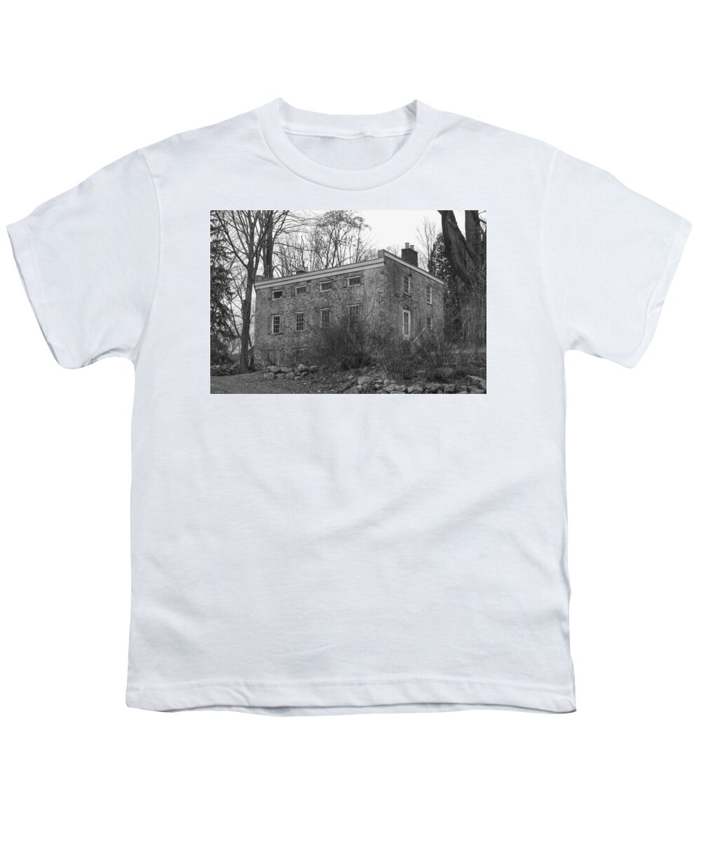 Waterloo Village Youth T-Shirt featuring the photograph Old Stone House - Waterloo Village by Christopher Lotito