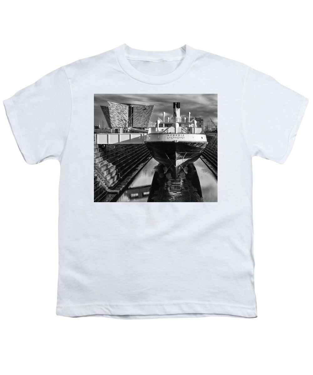 Ss Nomadic Youth T-Shirt featuring the photograph Nomadic 2 by Nigel R Bell